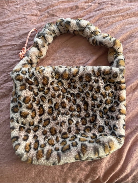 None Handbags - Leopard Print Faux Fur Tote Bag - Brown